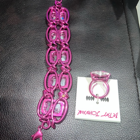 NWOT BETSEY JOHNSON HARLEM SHUFFLE NECKLACE, BRACELET, RING AND EARRINGS SET HTF - Picture 11 of 11